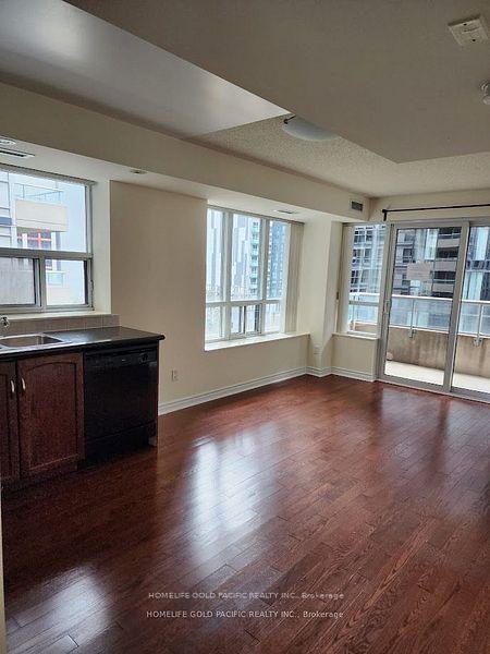 1 Bedroom Condo at 270 Wellington,  Toronto For sale