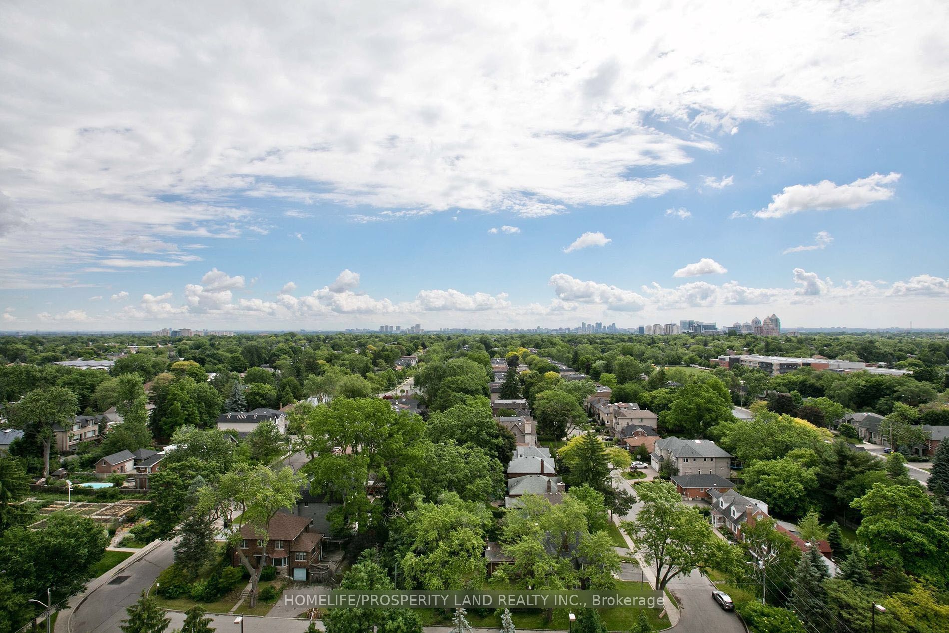 238 Doris Avenue, #2006