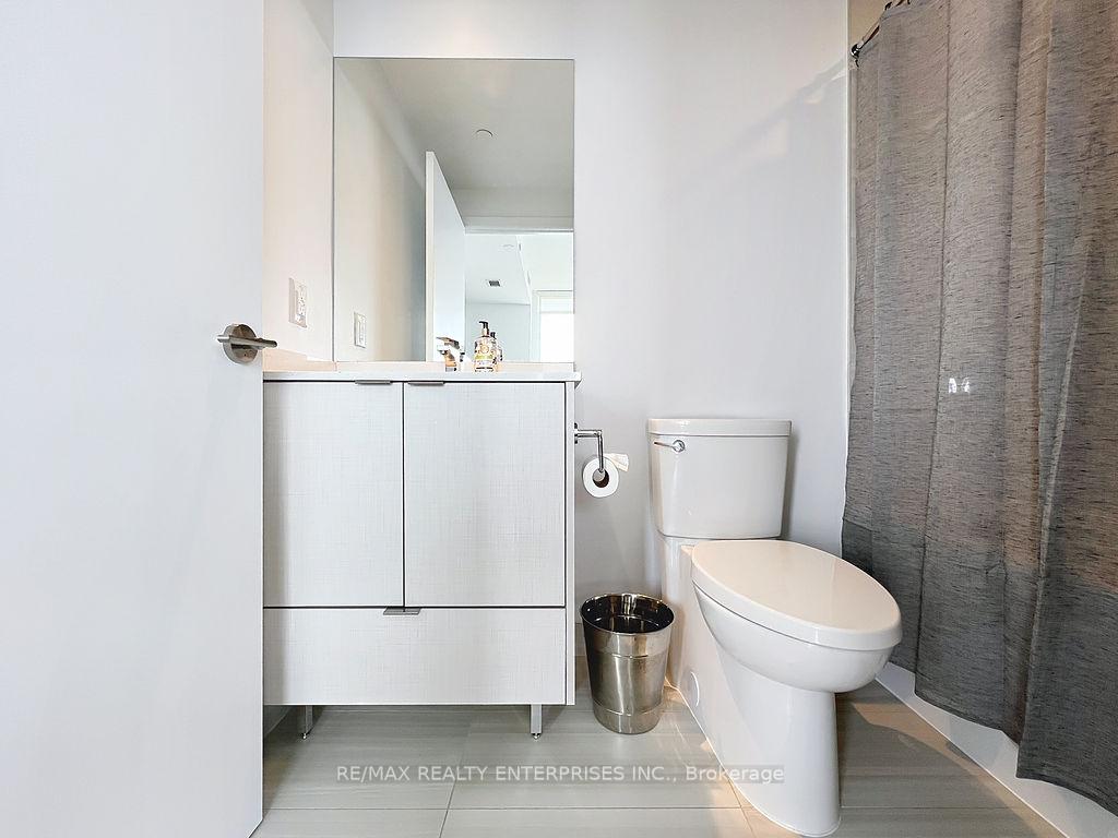 2 Bedrooms Condo at 1928 Lake Shore, Toronto For sale