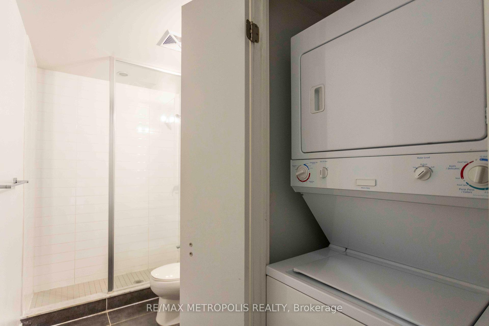 1 Bedroom Condo at 55 East Liberty, Toronto For sale
