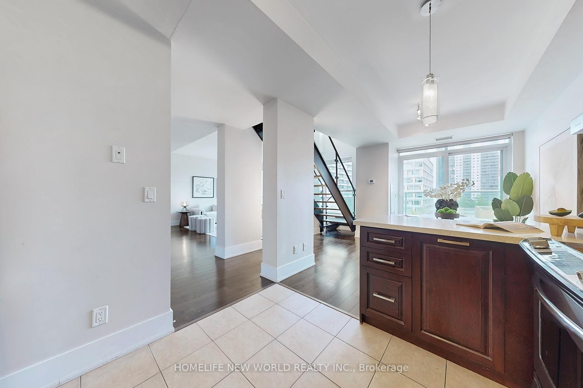 2 Bedrooms Condo at 120 Homewood, Toronto For sale