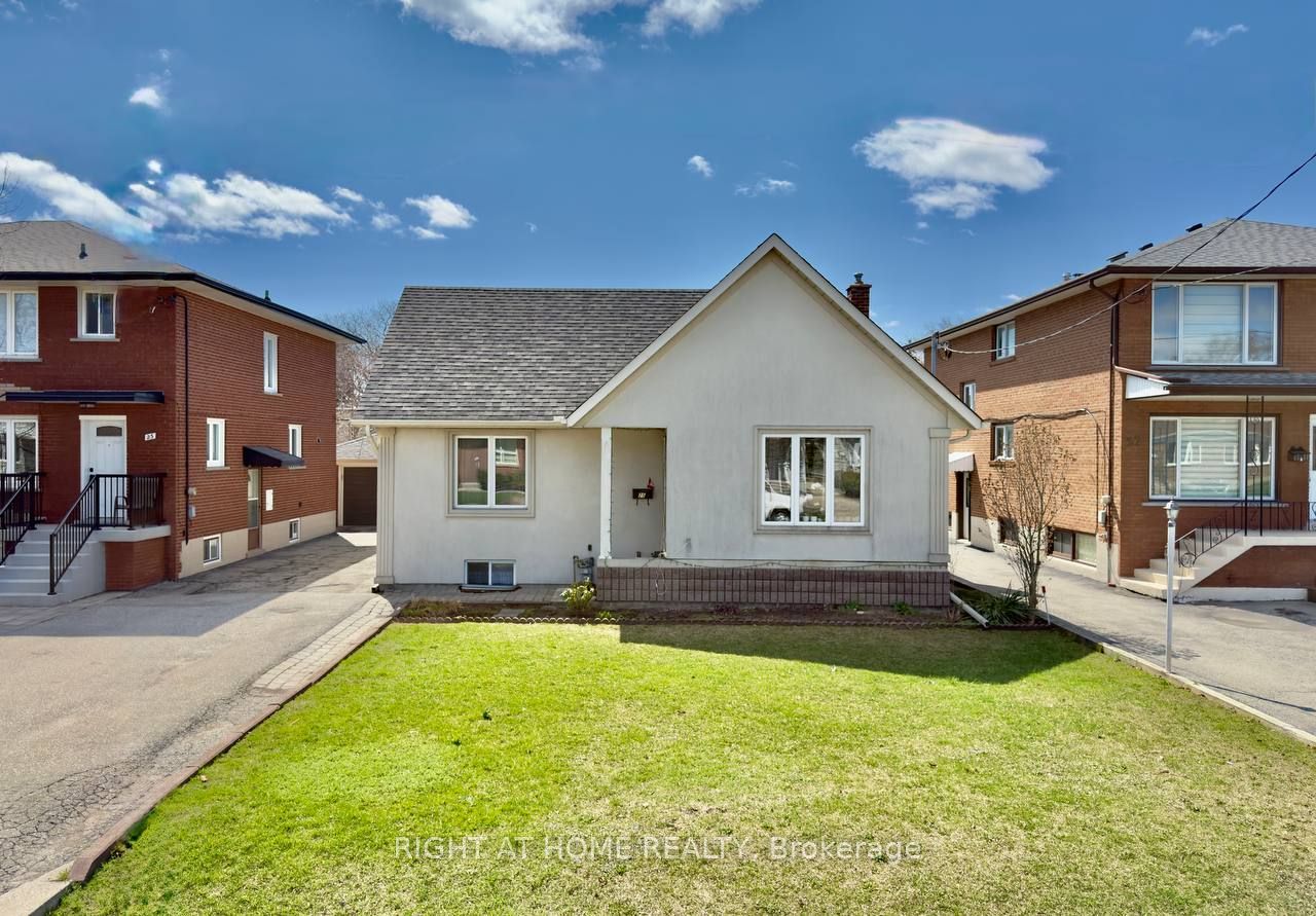 25 Burlingame Road