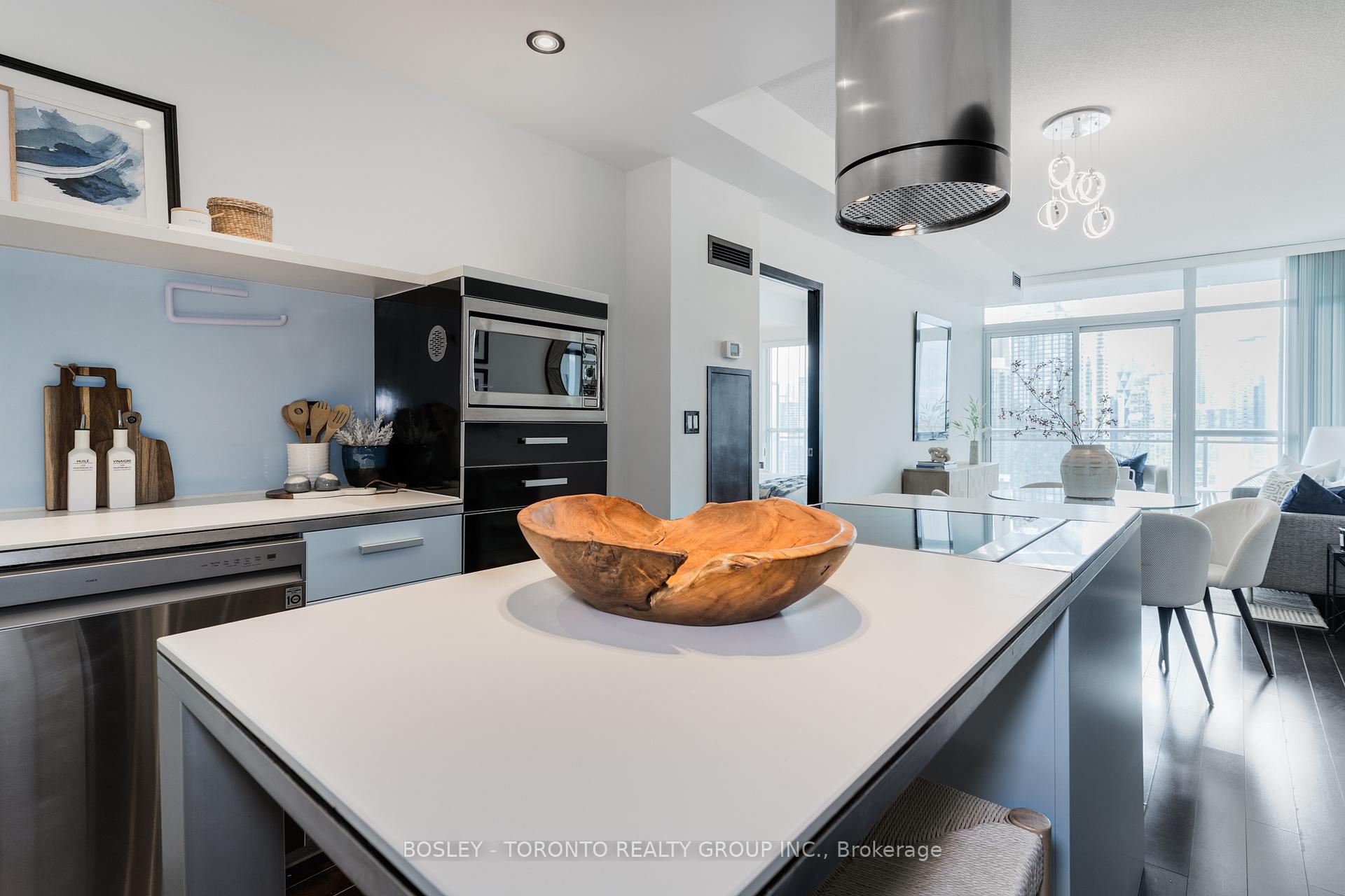 2 Bedrooms Condo at 38 Dan Leckie, Toronto For sale