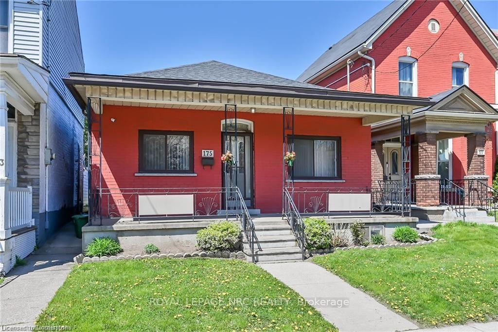 175 VICTORIA Avenue, Hamilton, ON L8L 5E9