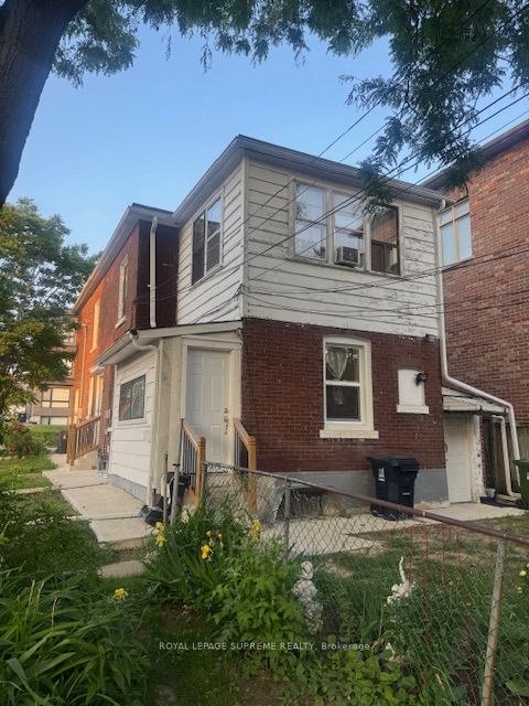 46 Rockcliffe Boulevard