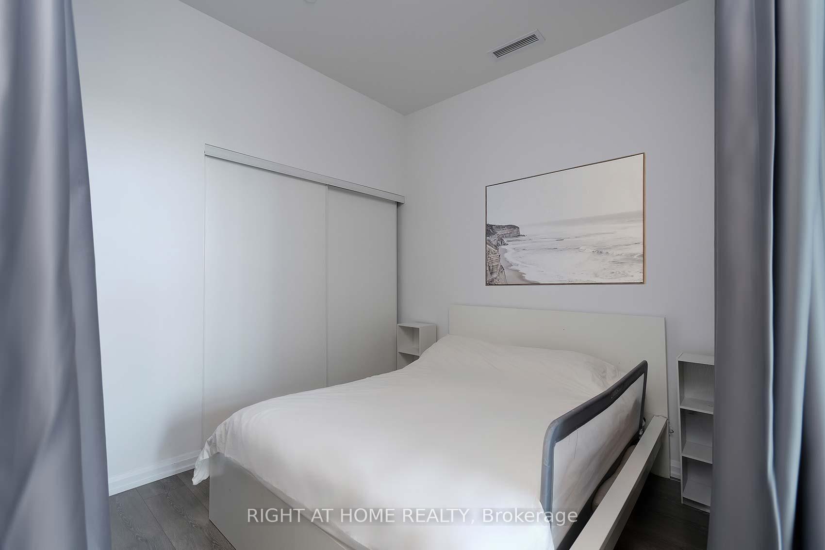 2 Bedrooms Condo at 4208 Dundas, Toronto For sale