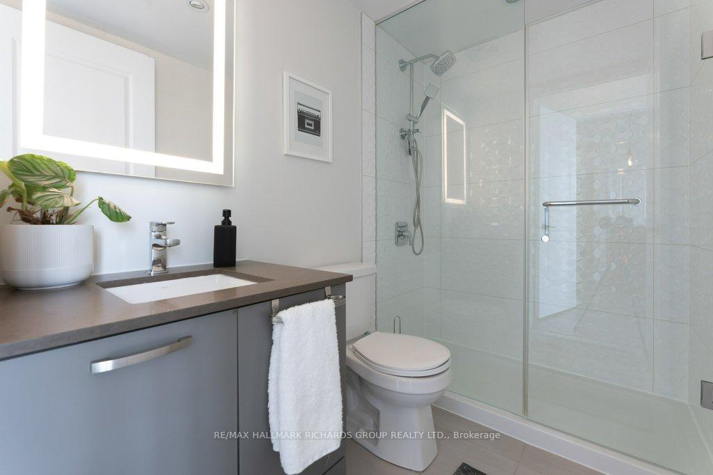 2 Bedrooms Condo at 2301 Danforth, Toronto For sale
