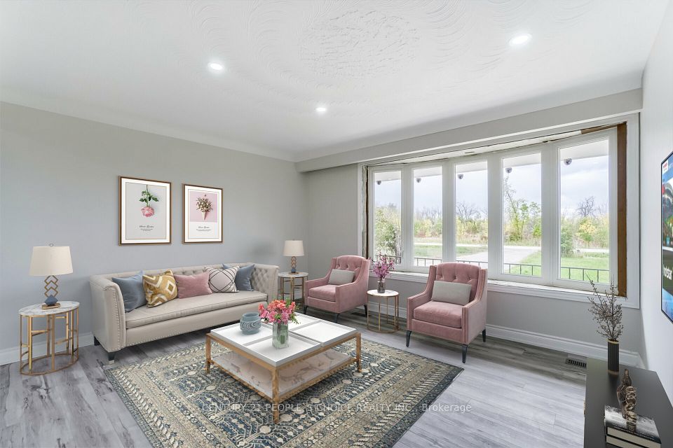 643 South Townline