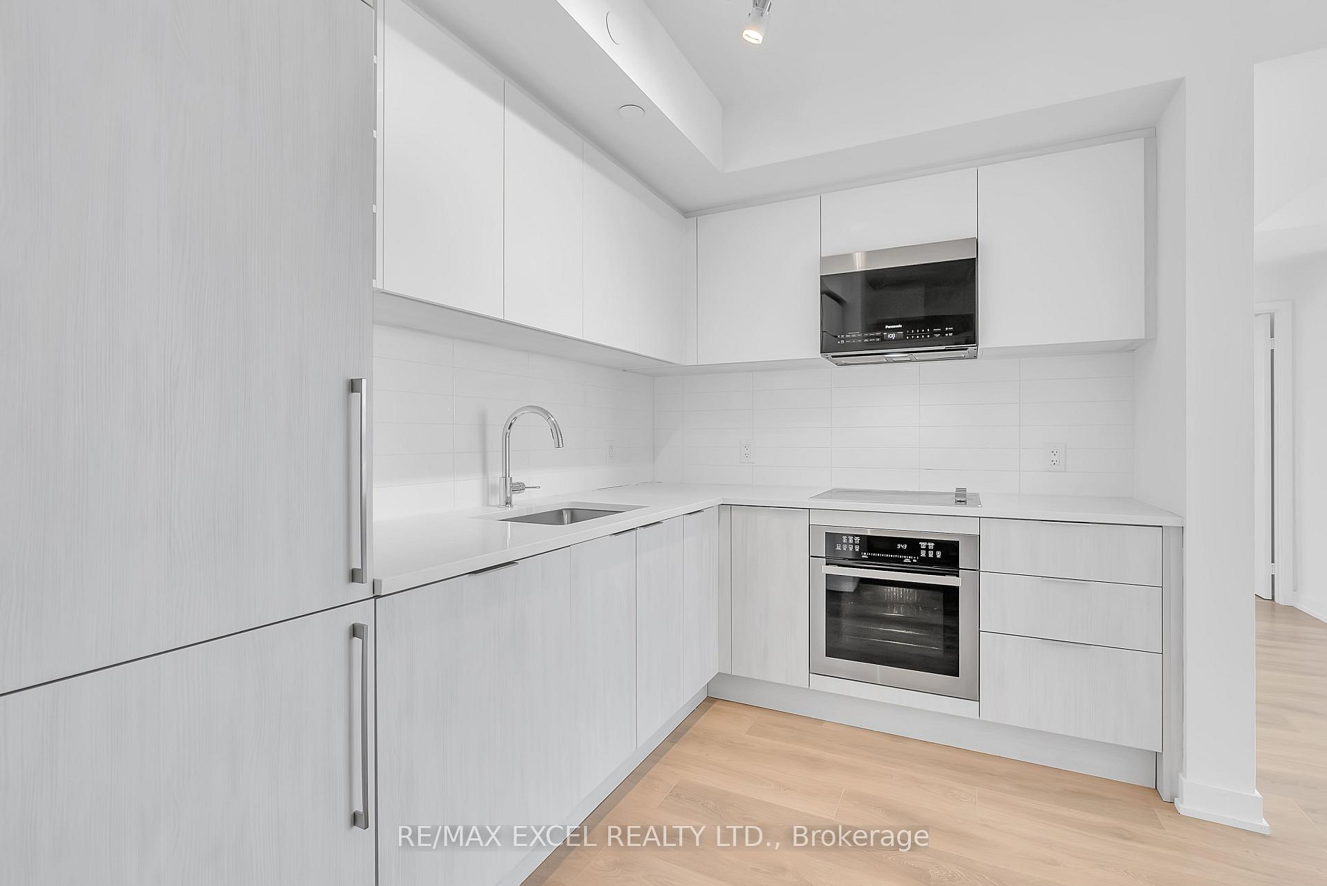 2 Bedrooms Condo at 2031 Kennedy, Toronto For sale