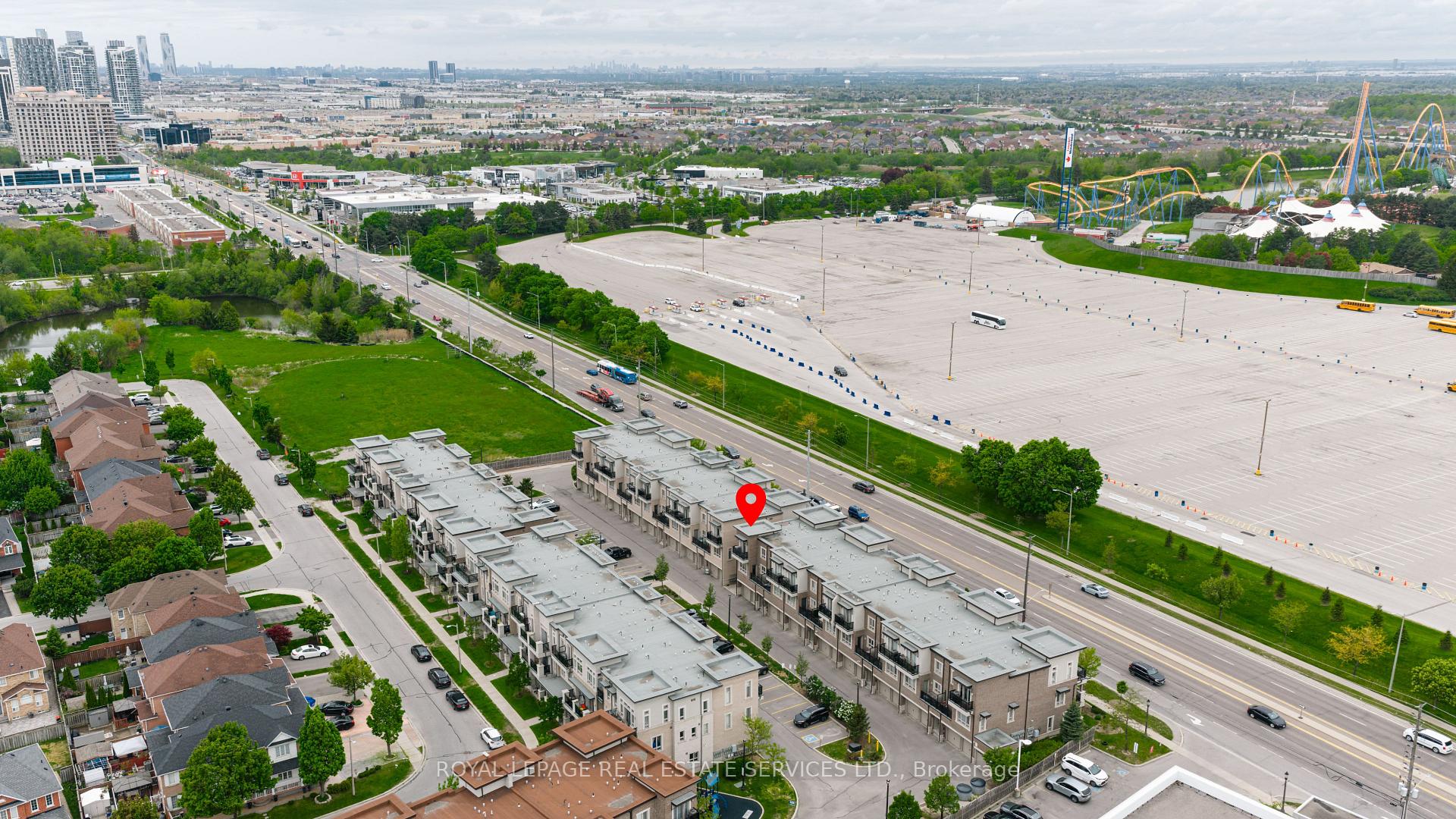 2 Bedrooms Condo at 9621 Jane, Vaughan For sale
