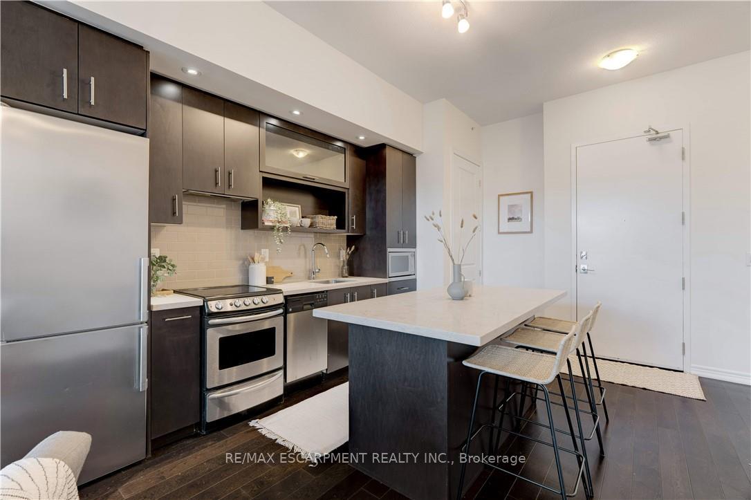 1 Bedroom Condo at 457 Plains, Burlington For sale