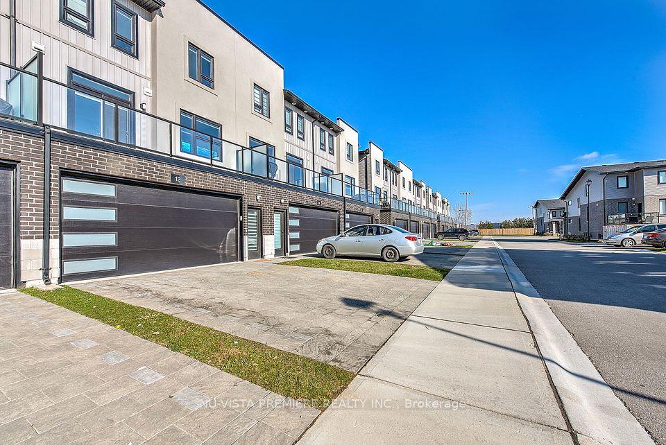 #12 - 3380 Singleton Avenue, London South, ON N6L 0C3