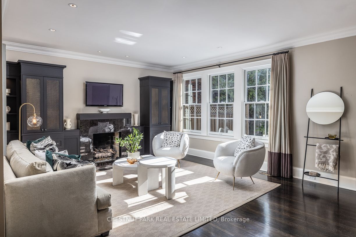 406 Glenayr Road, Toronto, ON M5P 3C7