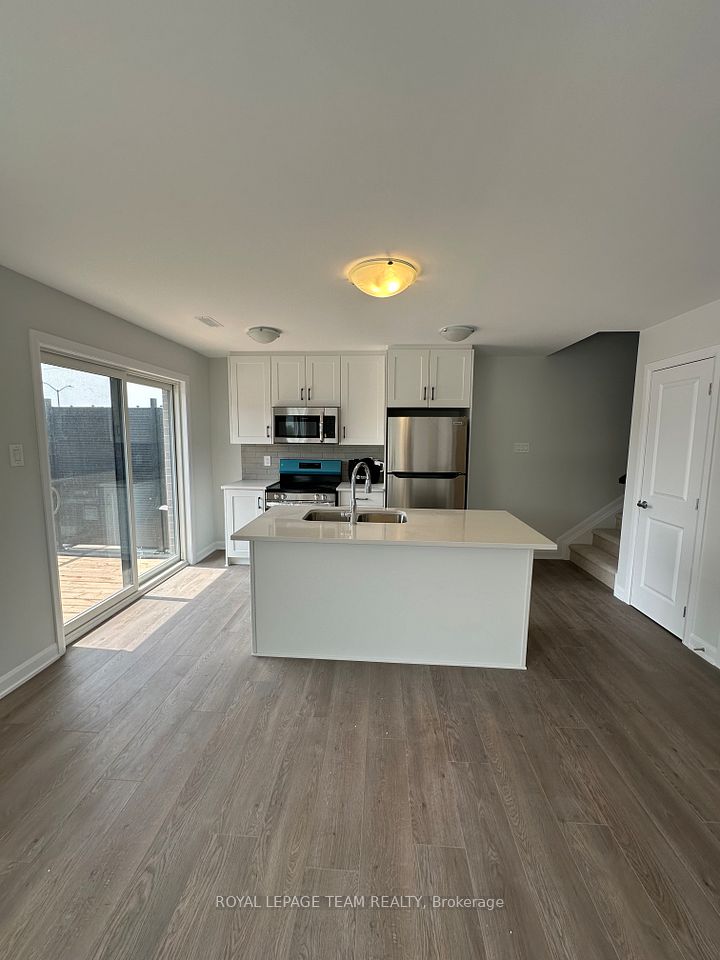 1421 Creekway Private