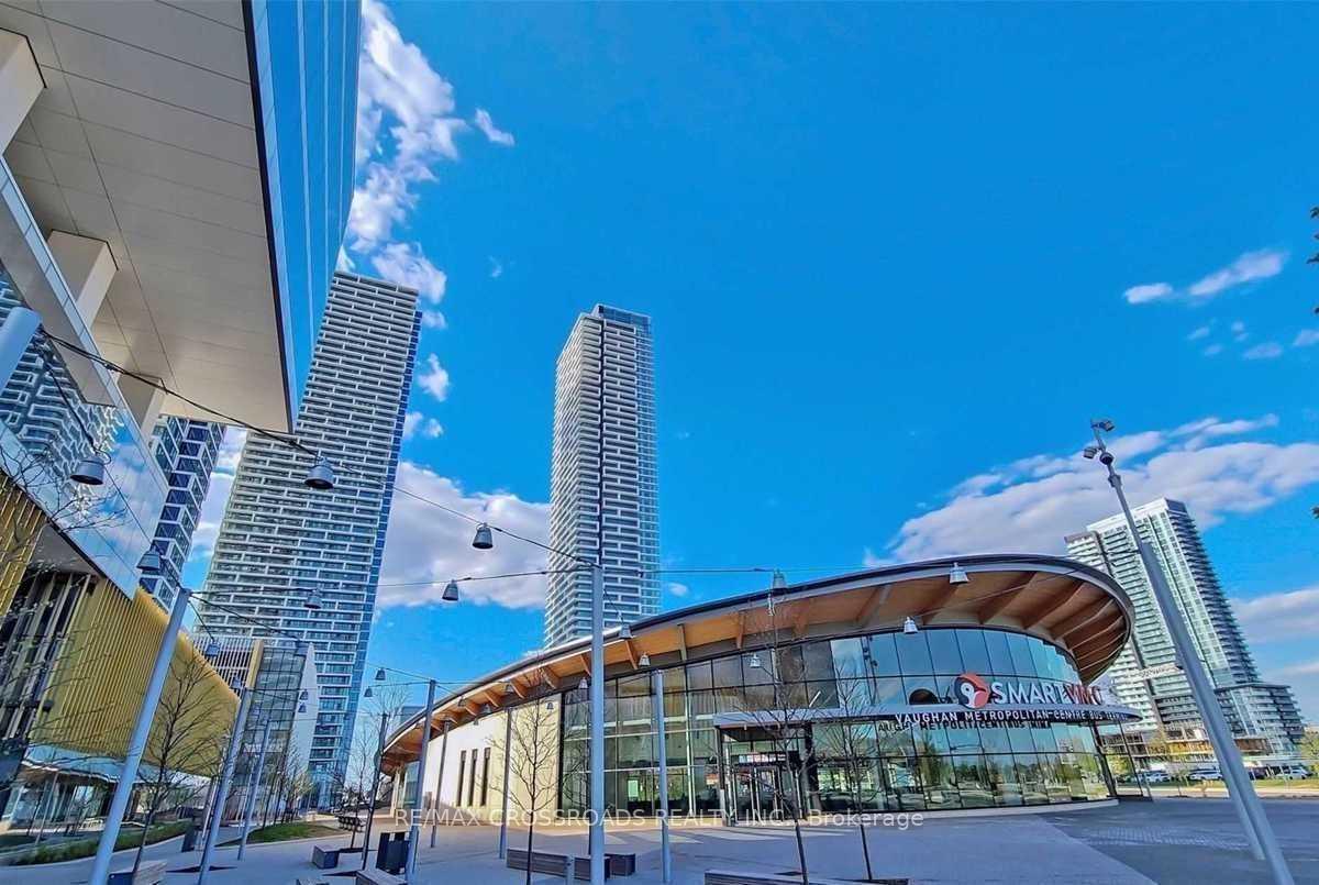 1 Bedroom Condo at 950 Portage, Vaughan For sale