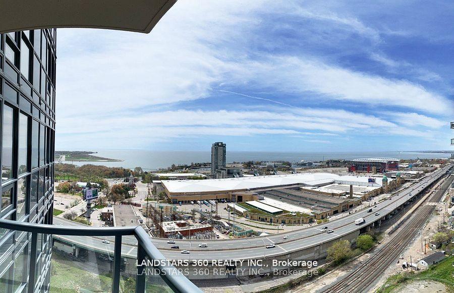 2 Bedrooms Condo at 49 East Liberty, Toronto For sale