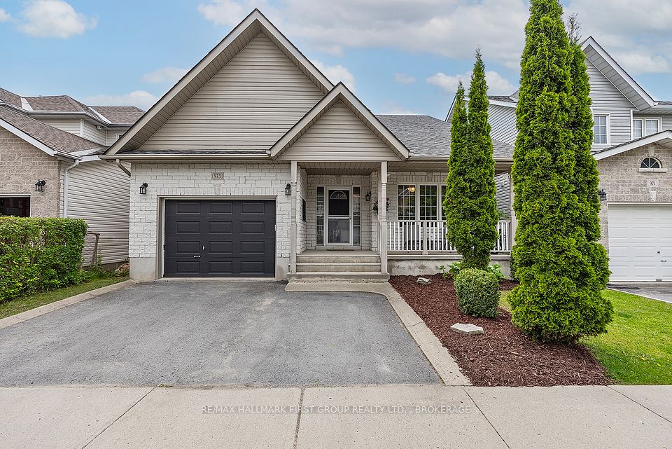 973 Bluffwood