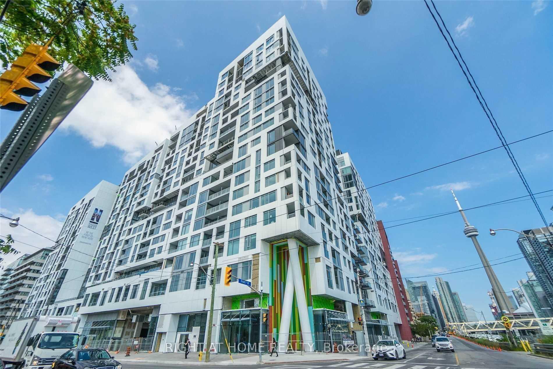 2 Bedrooms Condo at 576 Front, Toronto For sale