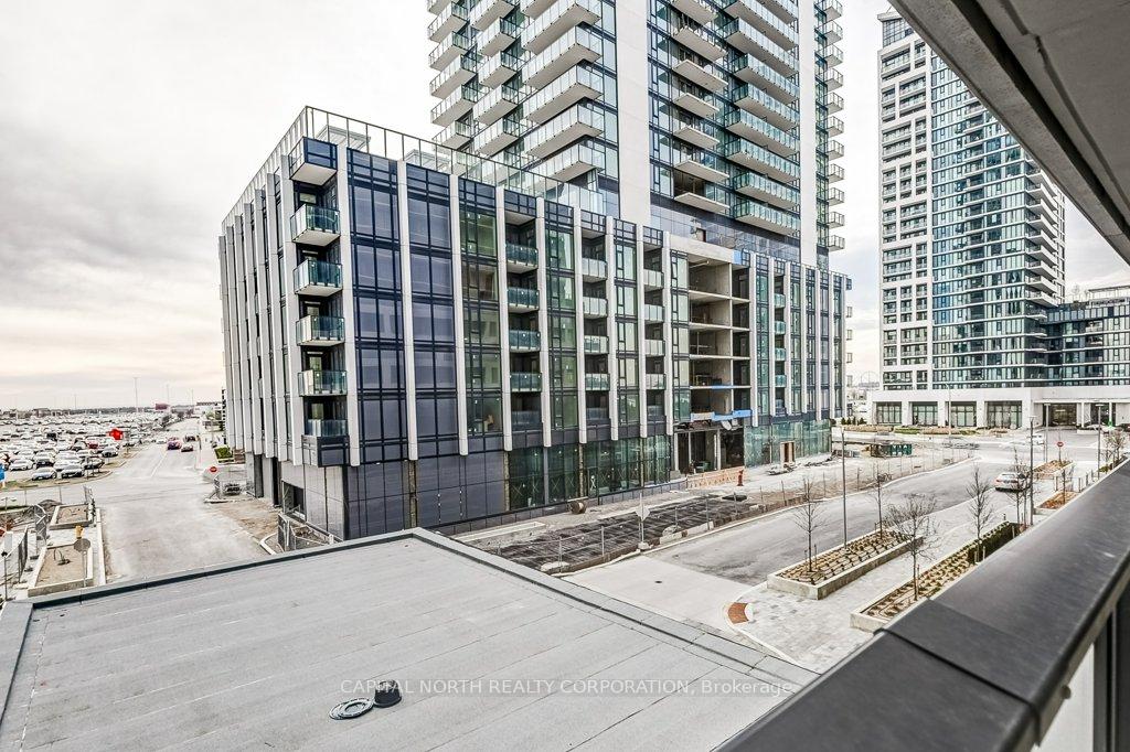 1 Bedroom Condo at 8960 Jane, Vaughan For sale