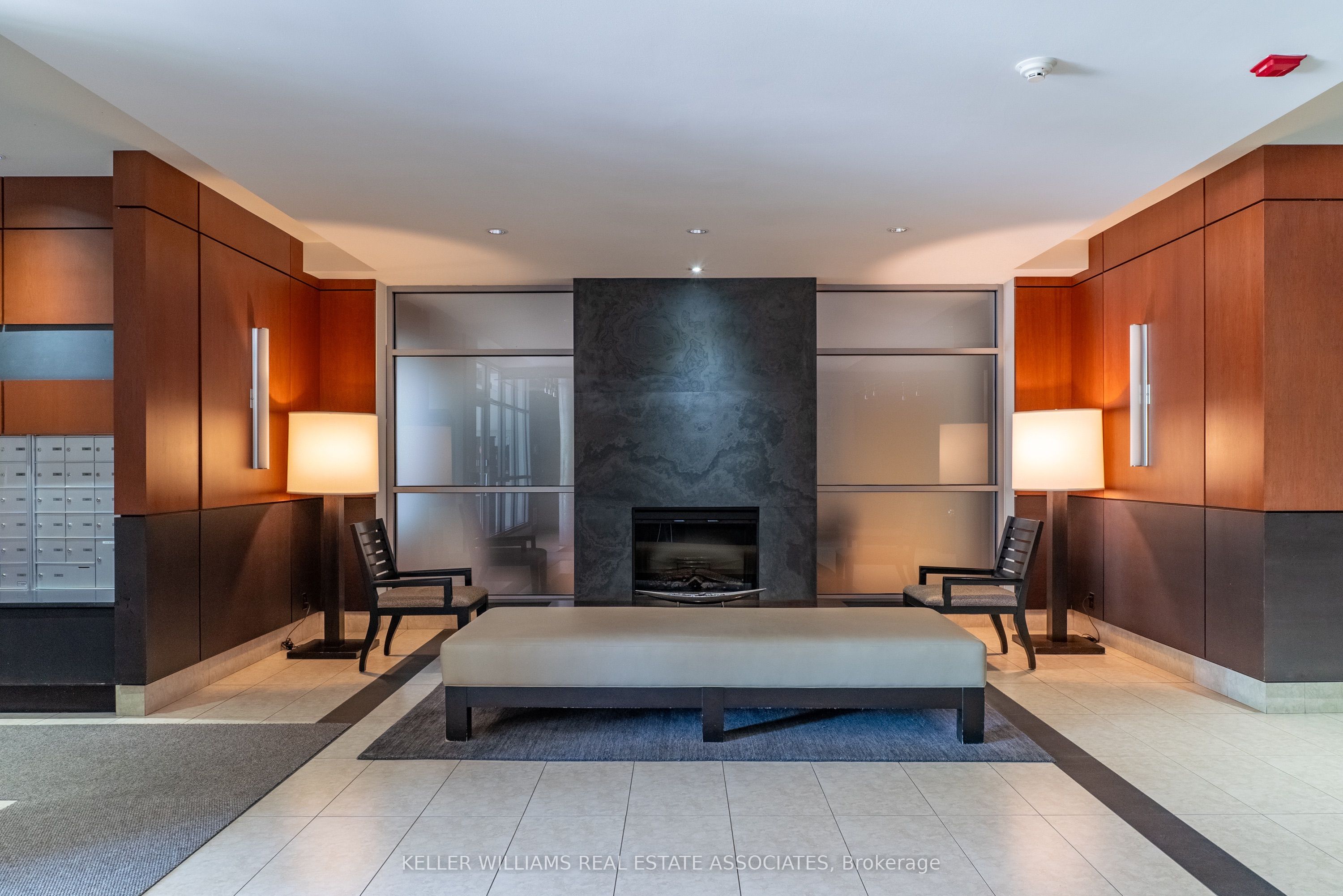 80 Port Street E, #208