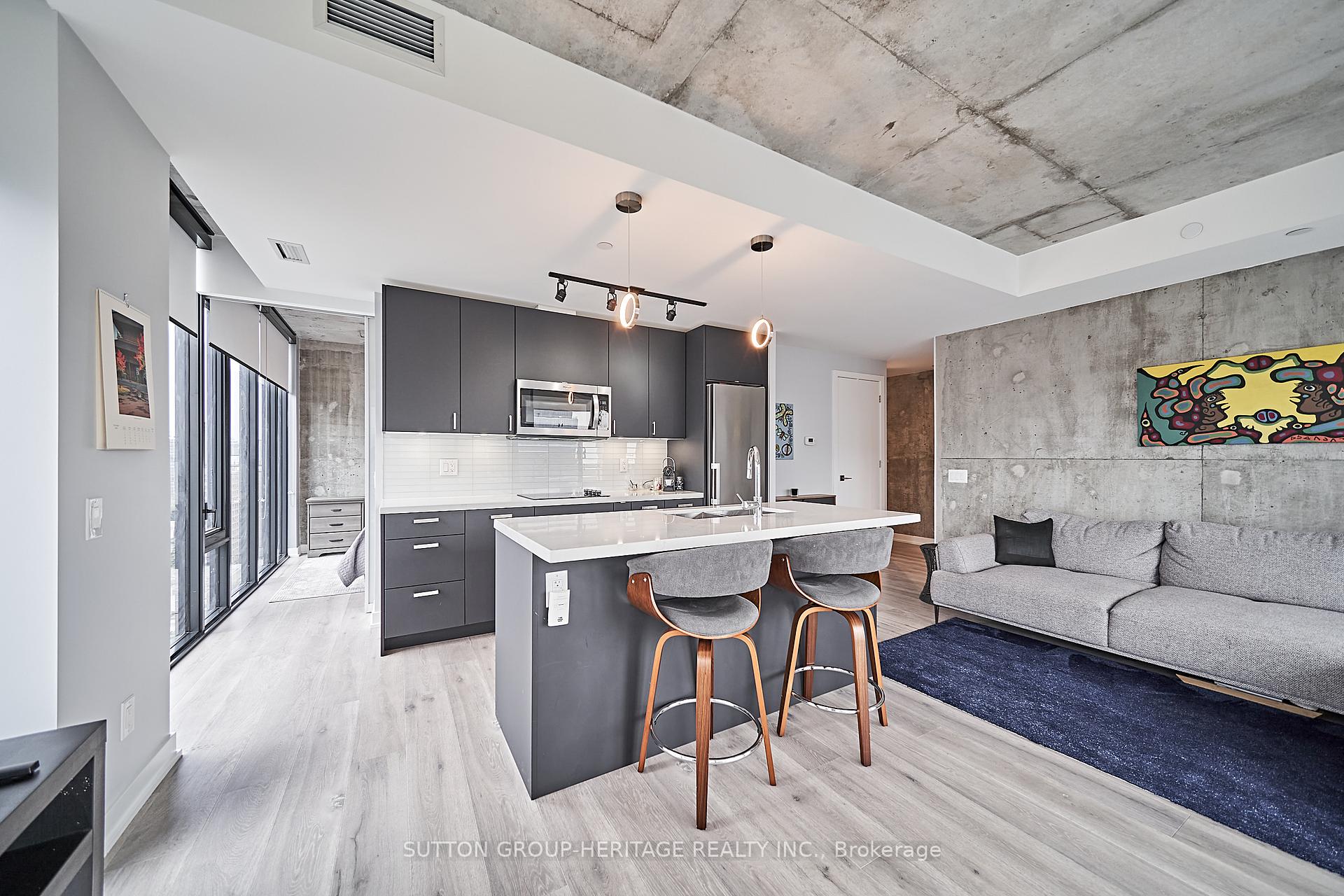3 Bedrooms Condo at 55 Ontario,  Toronto For sale
