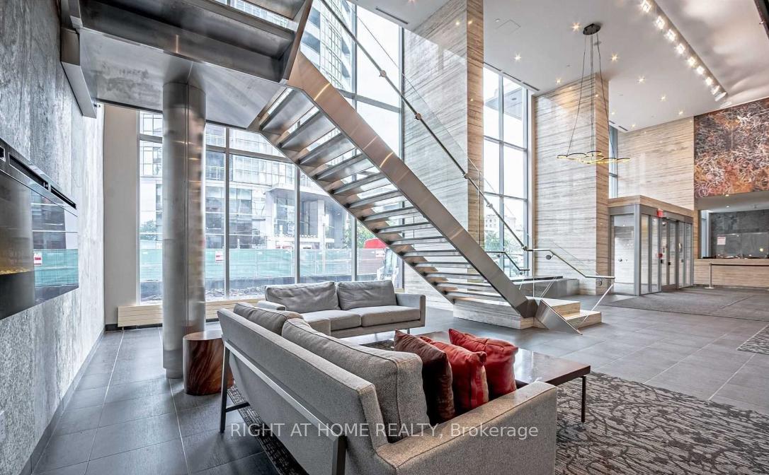 2 Bedrooms Condo at 15 Iceboat,  Toronto For sale