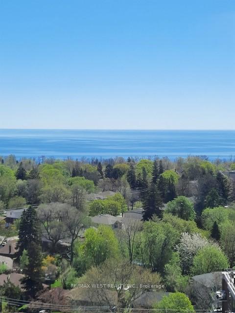 2 Bedrooms Condo at 3233 Eglinton,  Toronto For sale