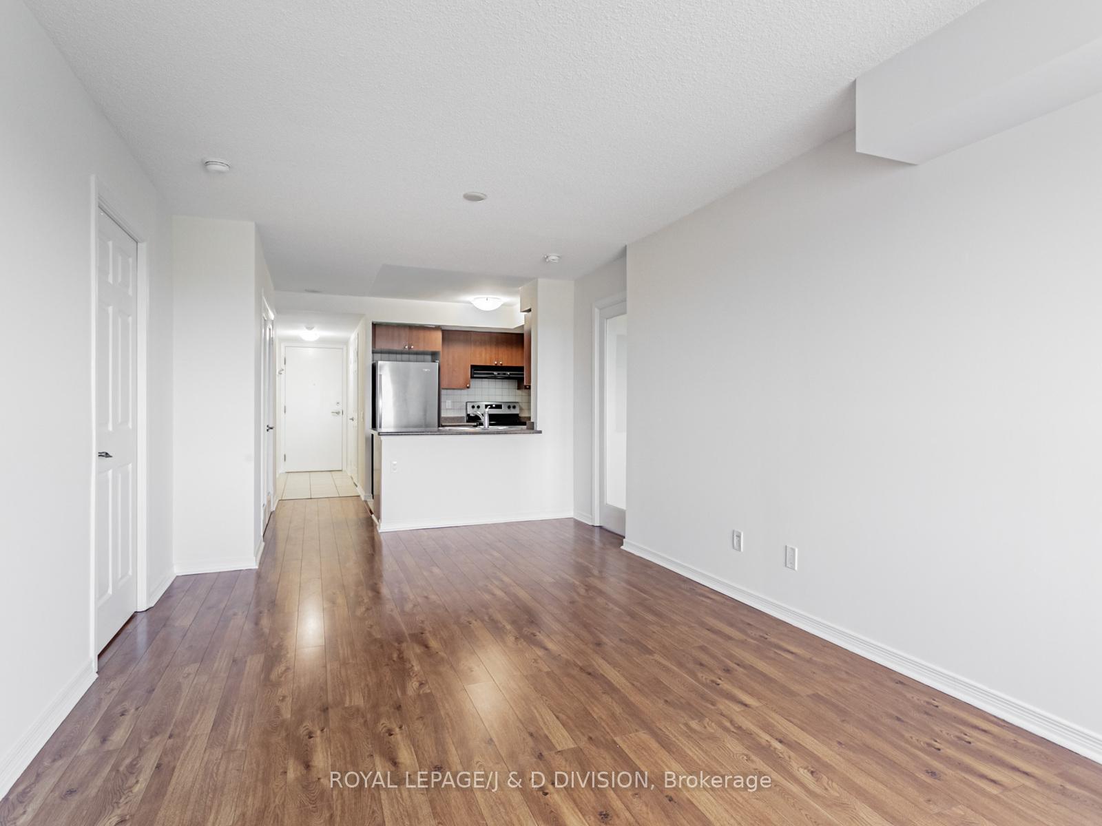 3 Bedrooms Condo at 60 Heintzman, Toronto For sale
