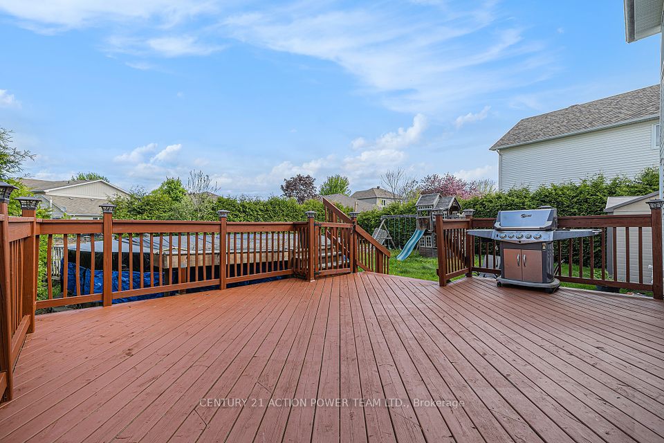 248 Centenaire Street, Russell, ON K0A 1W0