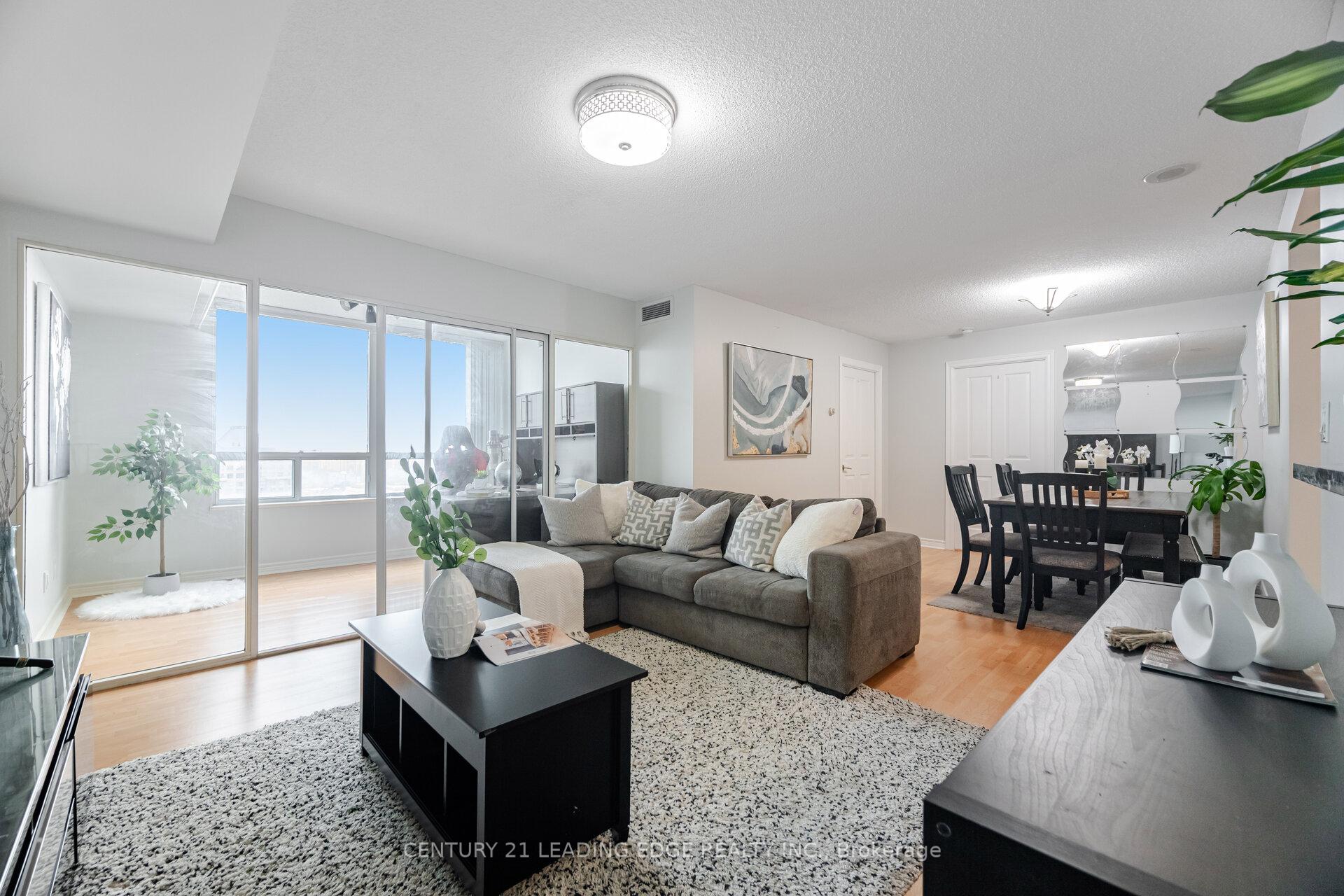 3 Bedrooms Condo at 68 Corporate, Toronto For sale