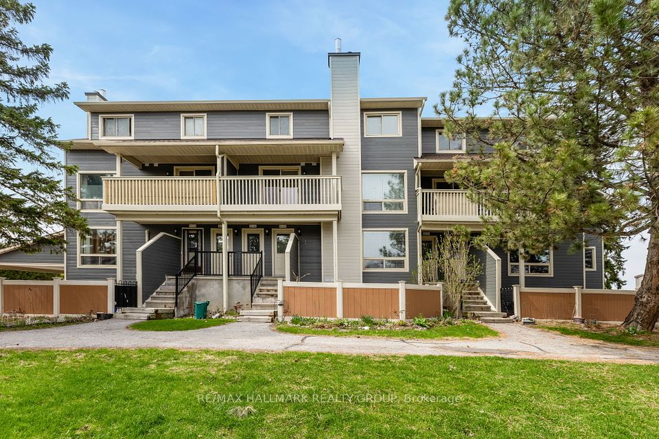 802 St Andre
