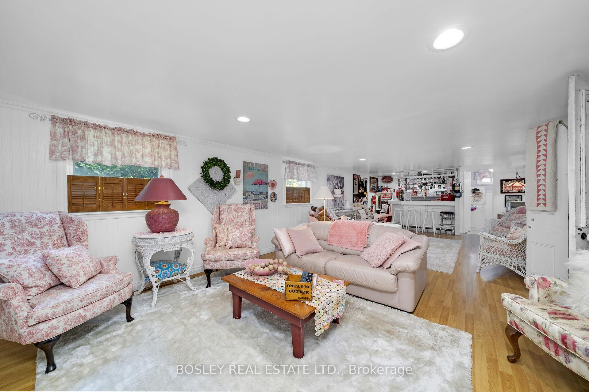Photo of 31 John Street, Orangeville, ON L9W 2P4