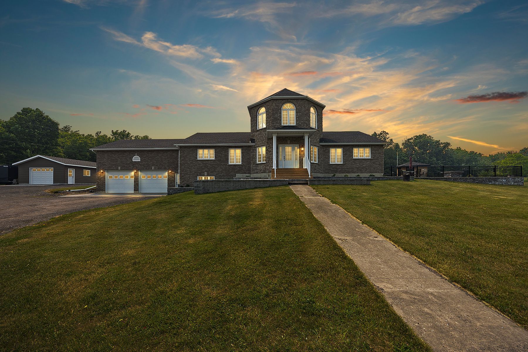 2443 ISLE OF MAN Road Kingston Ontario K7L 4V3
