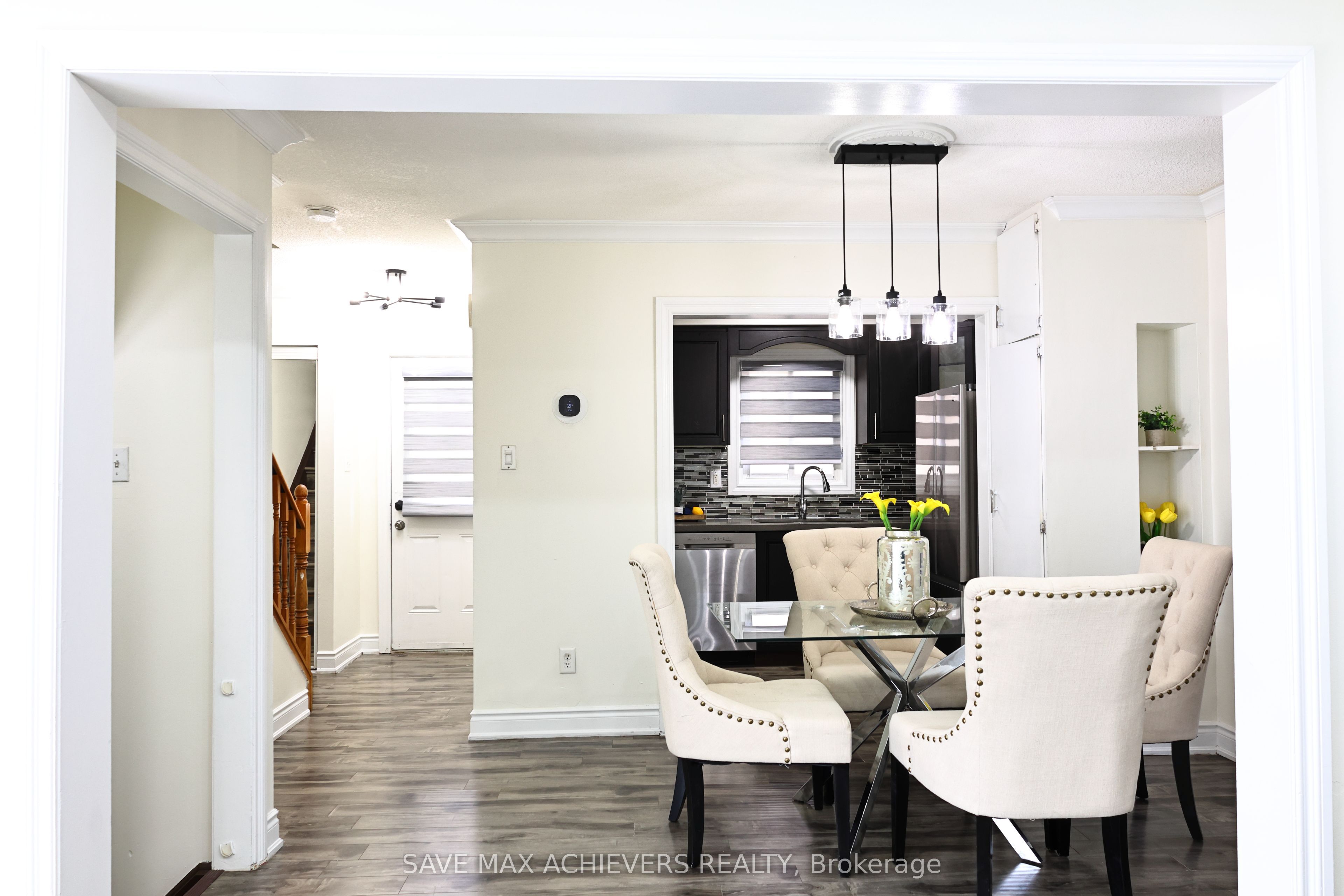 3 Gold Finch Court
