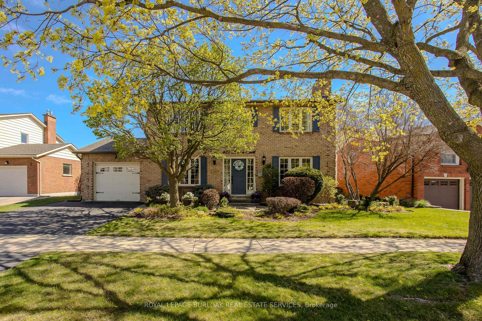 623 Barons Court, Burlington, ON L7R 4E4