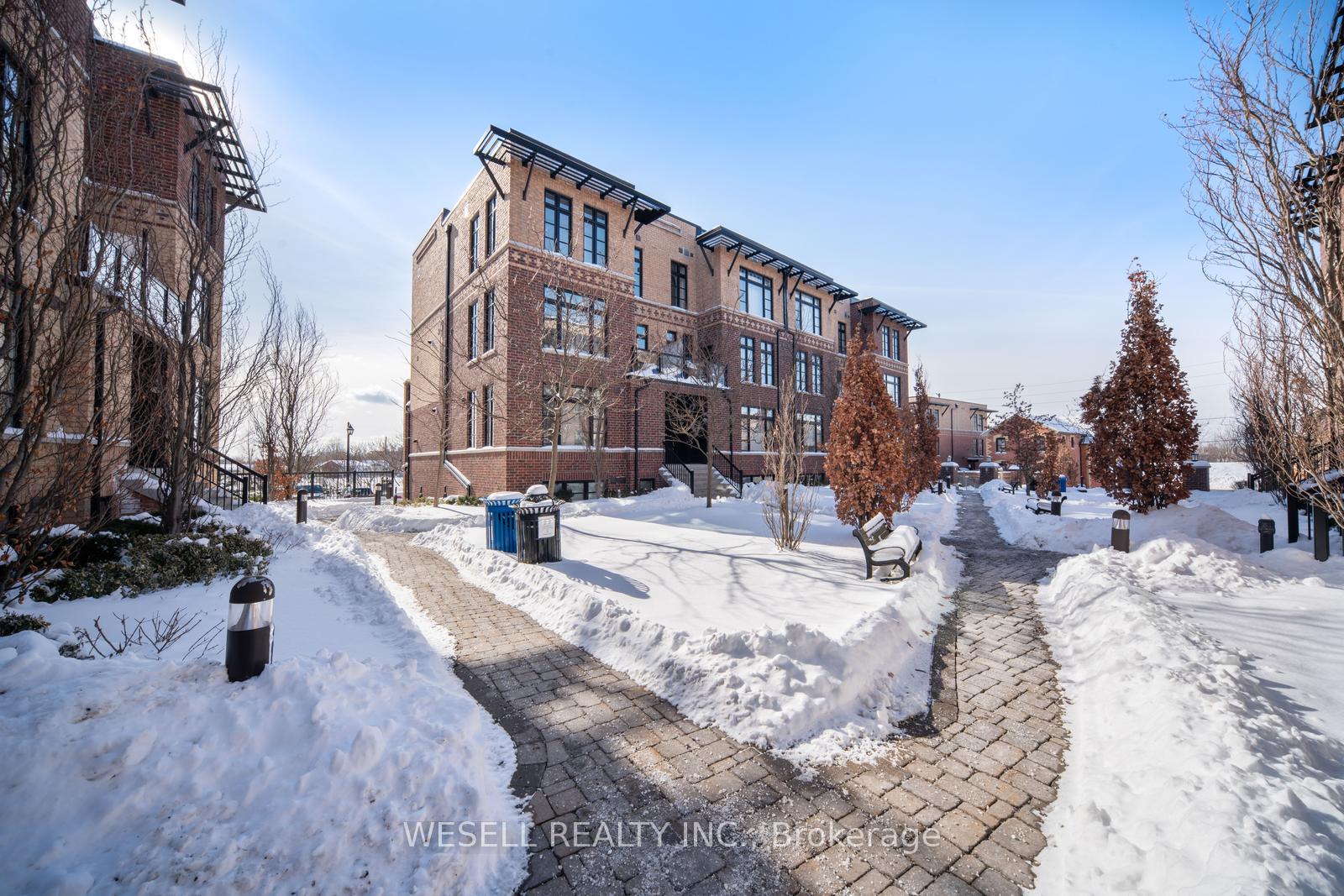 2 Bedrooms Condo at 8167 Kipling,  Vaughan For sale