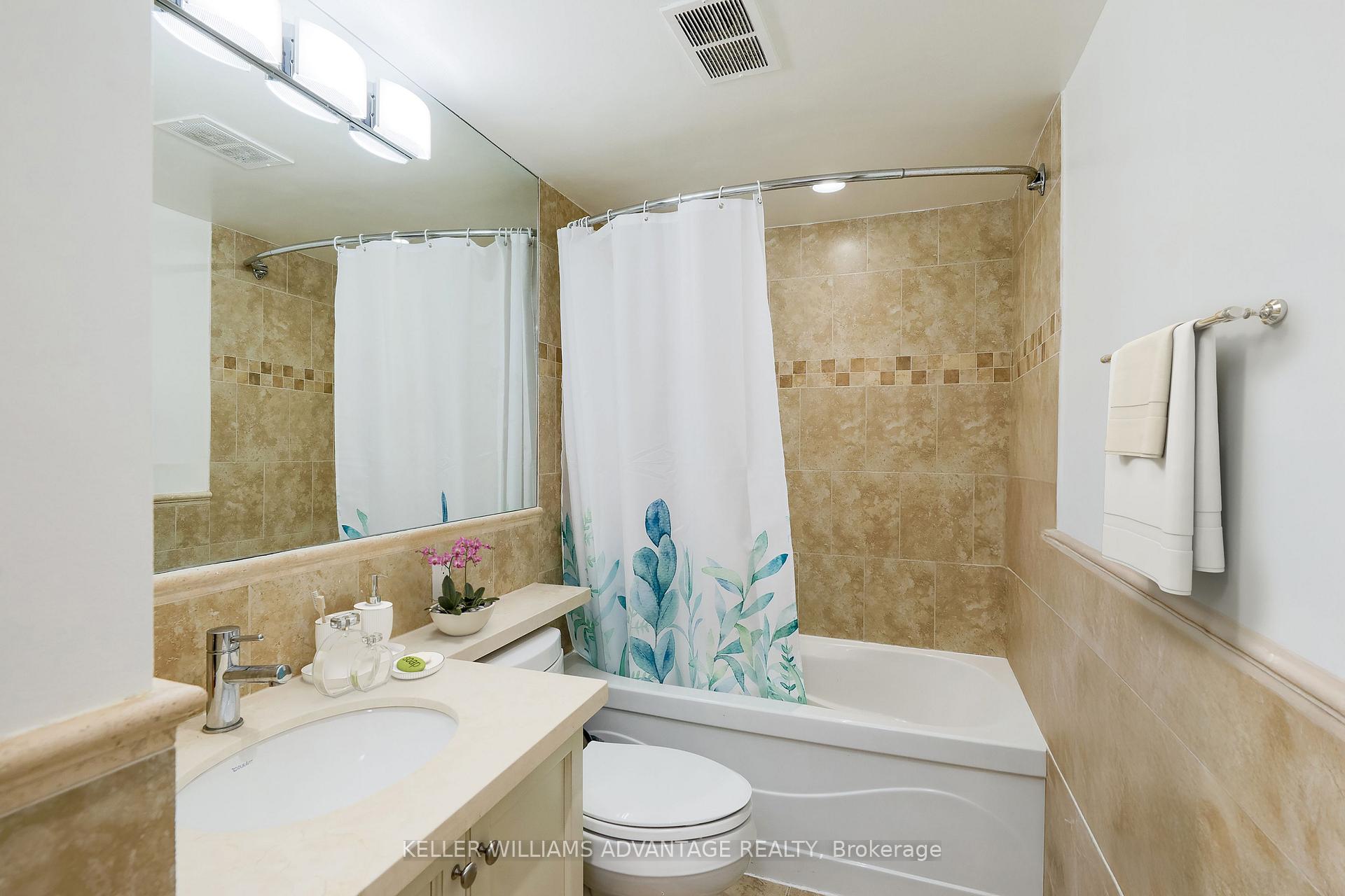 4 Bedrooms Condo at 70 Montclair,  Toronto For sale