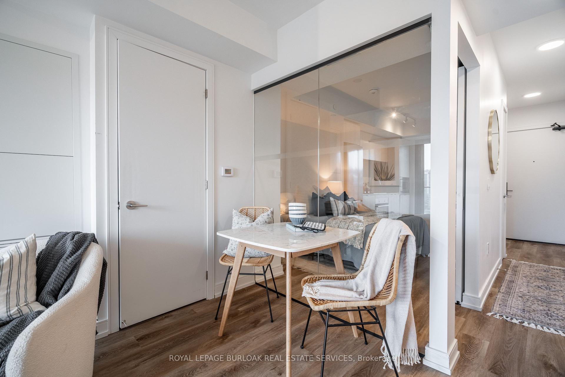 1 Bedroom Condo at 1 Jarvis, Hamilton For sale