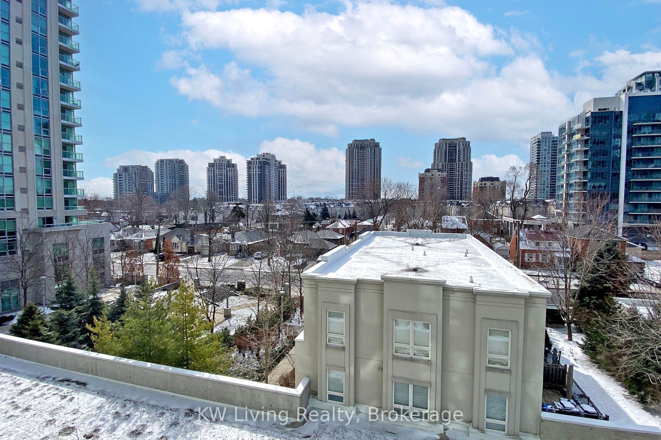 35 Bales Avenue, #615