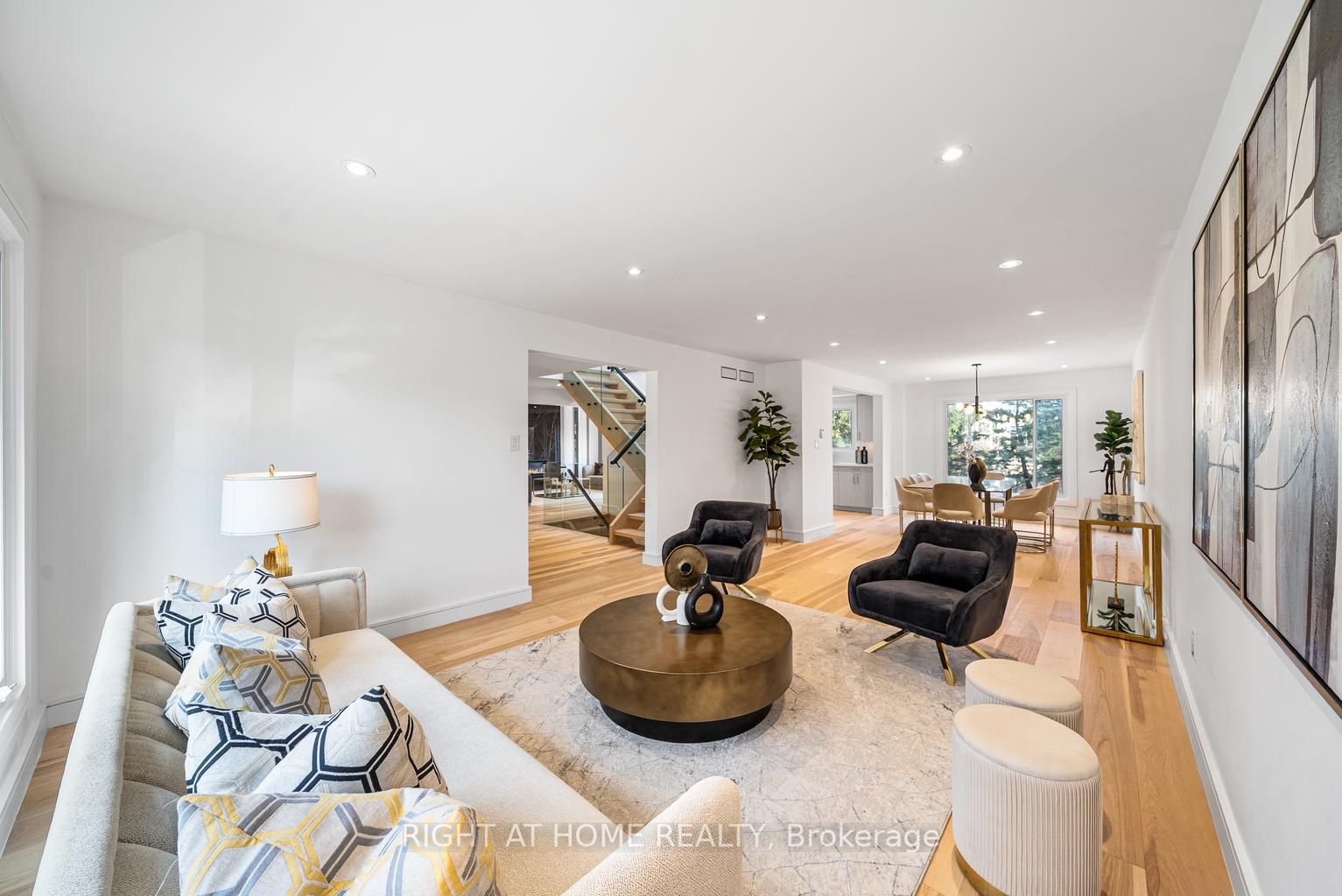 93 Pemberton Road