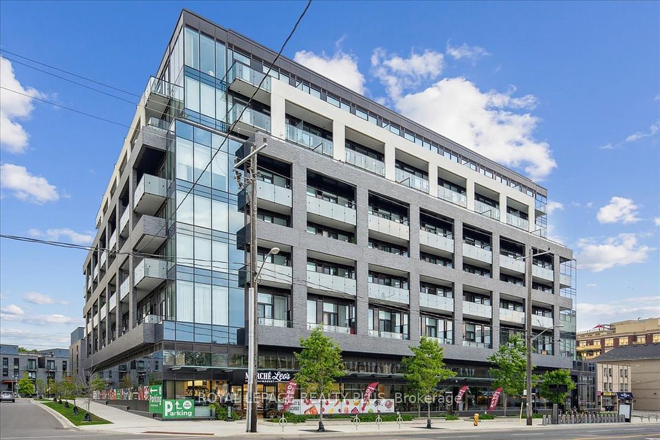 4208 Dundas Street