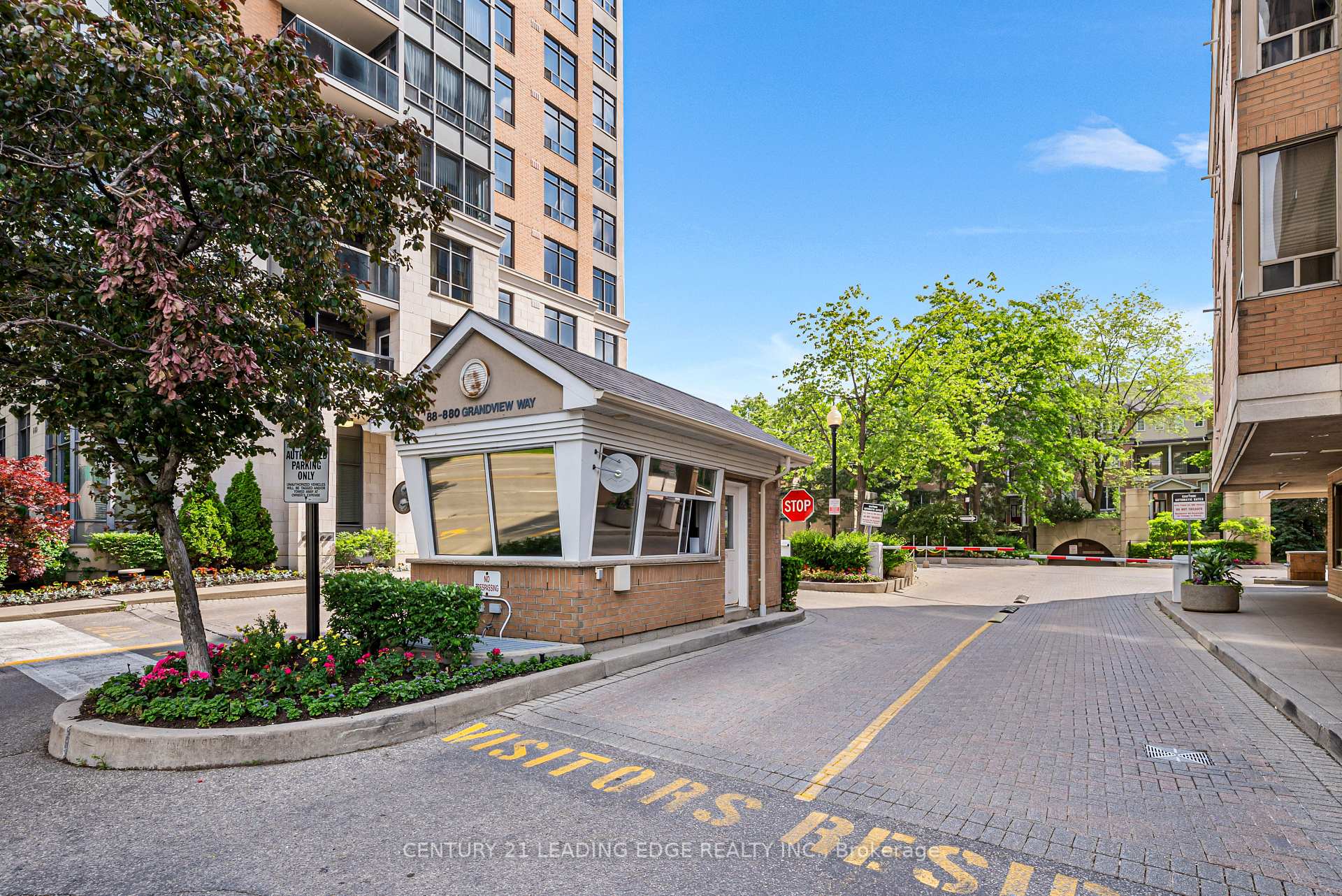 2 Bedrooms Condo at 101 Grandview, Toronto For sale
