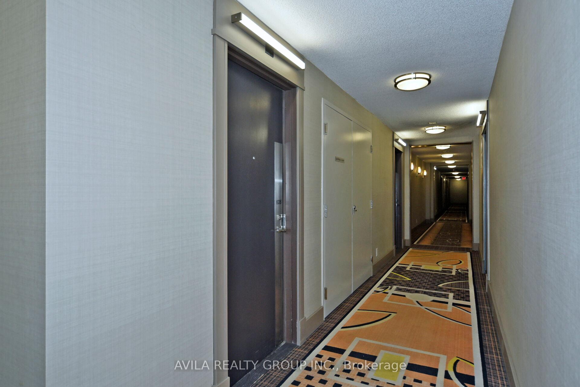 3 Bedrooms Condo at 1 De Boers, Toronto For sale