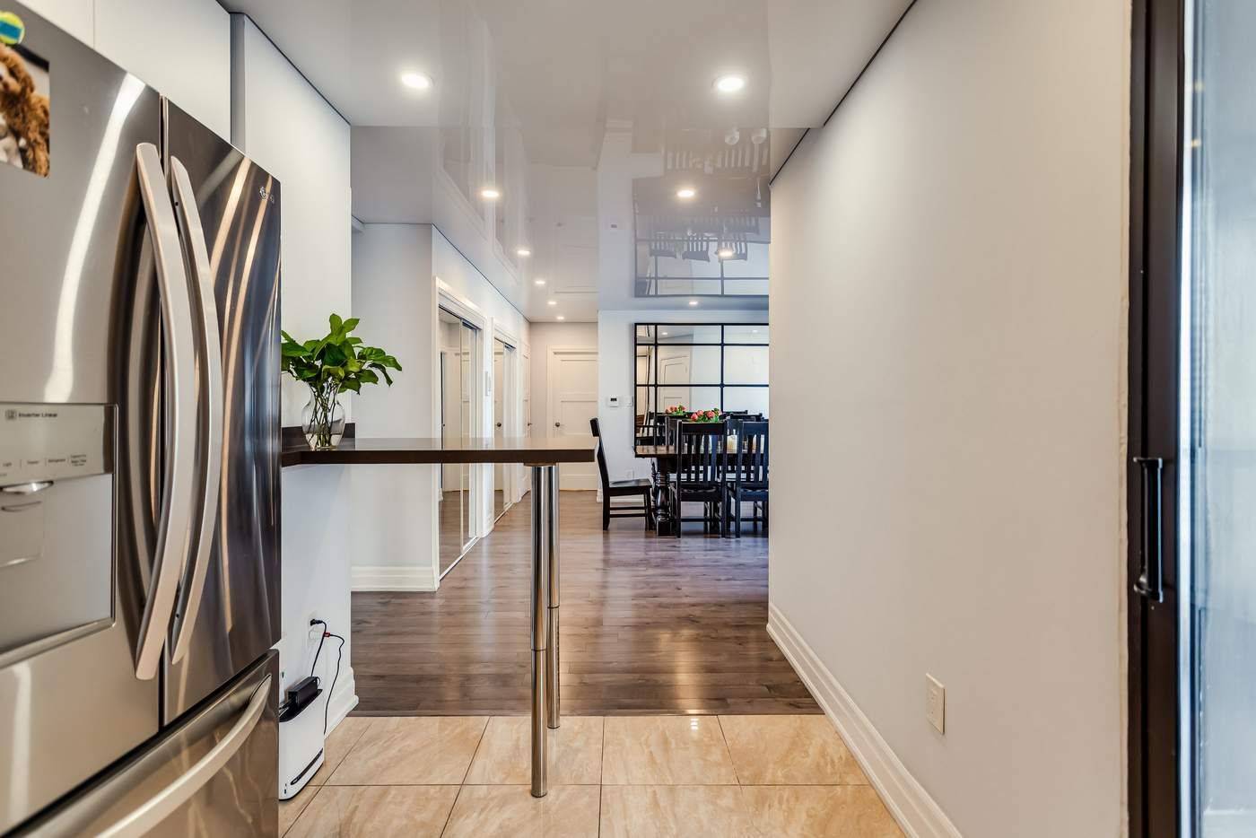 33 Harbour Square 2440