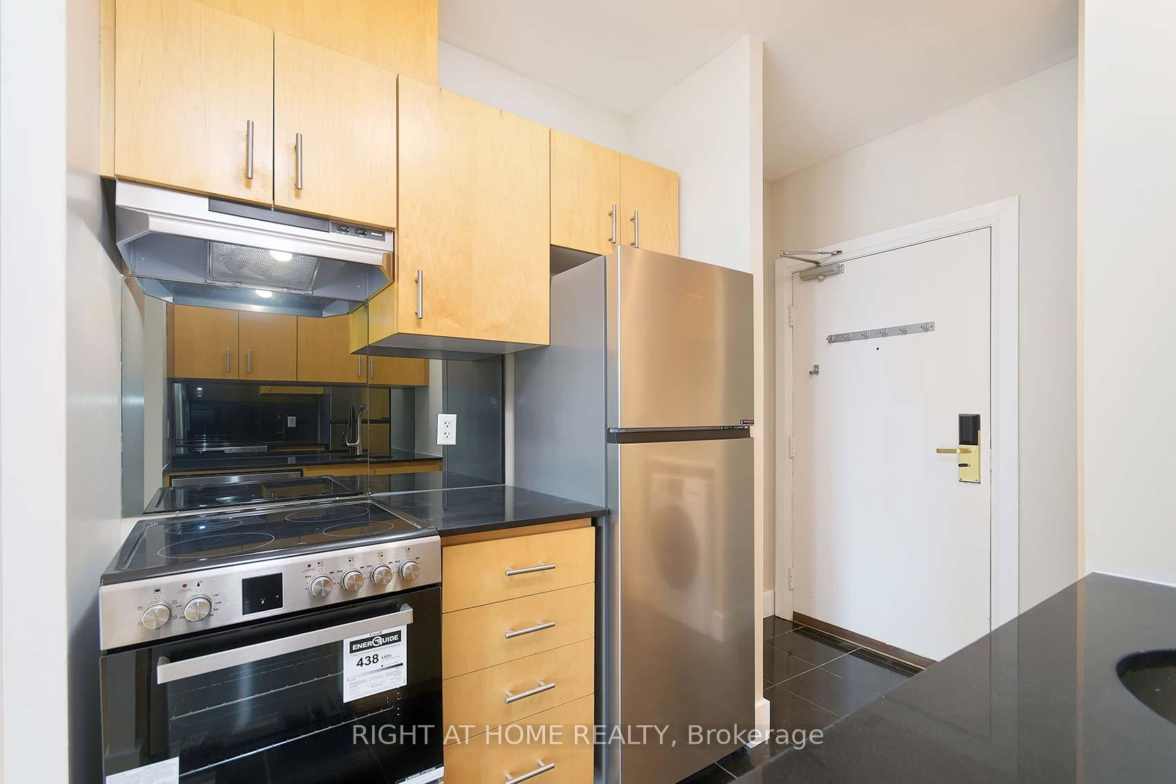 Condo at 2737 Keele, Toronto For sale