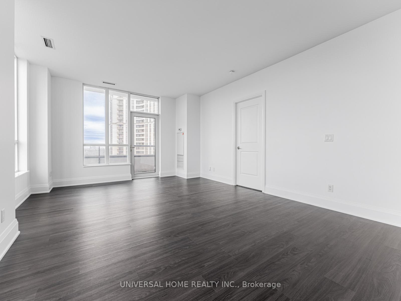 3 Bedrooms Condo at 100 Harrison Garden,  Toronto For sale