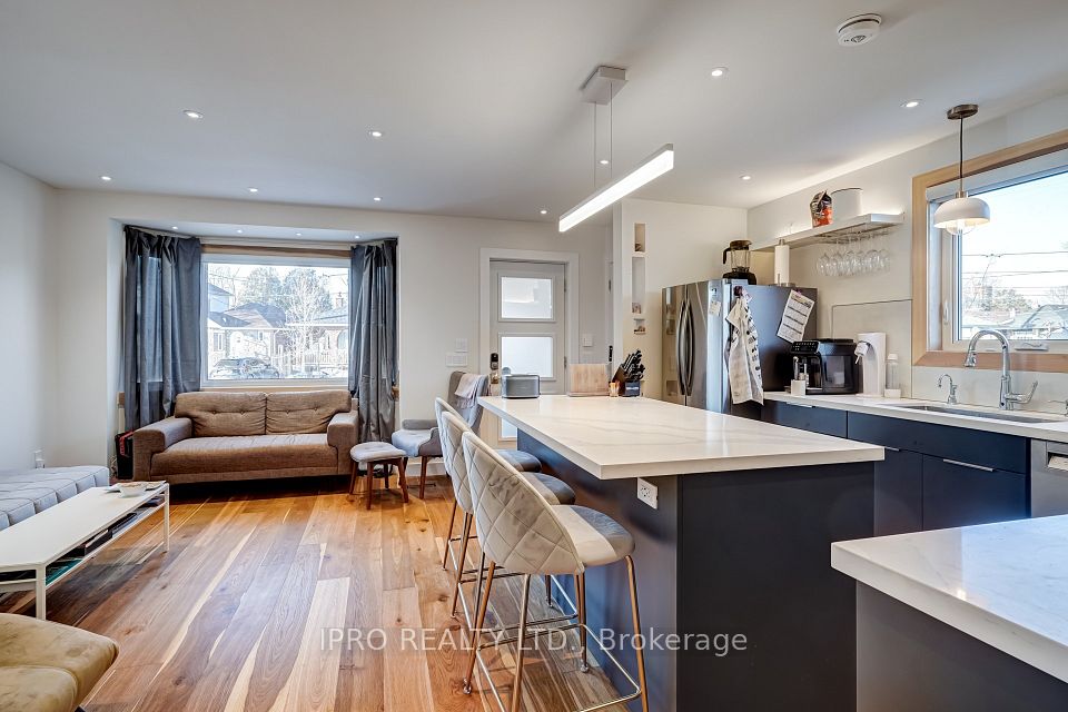 Breakfast Bar