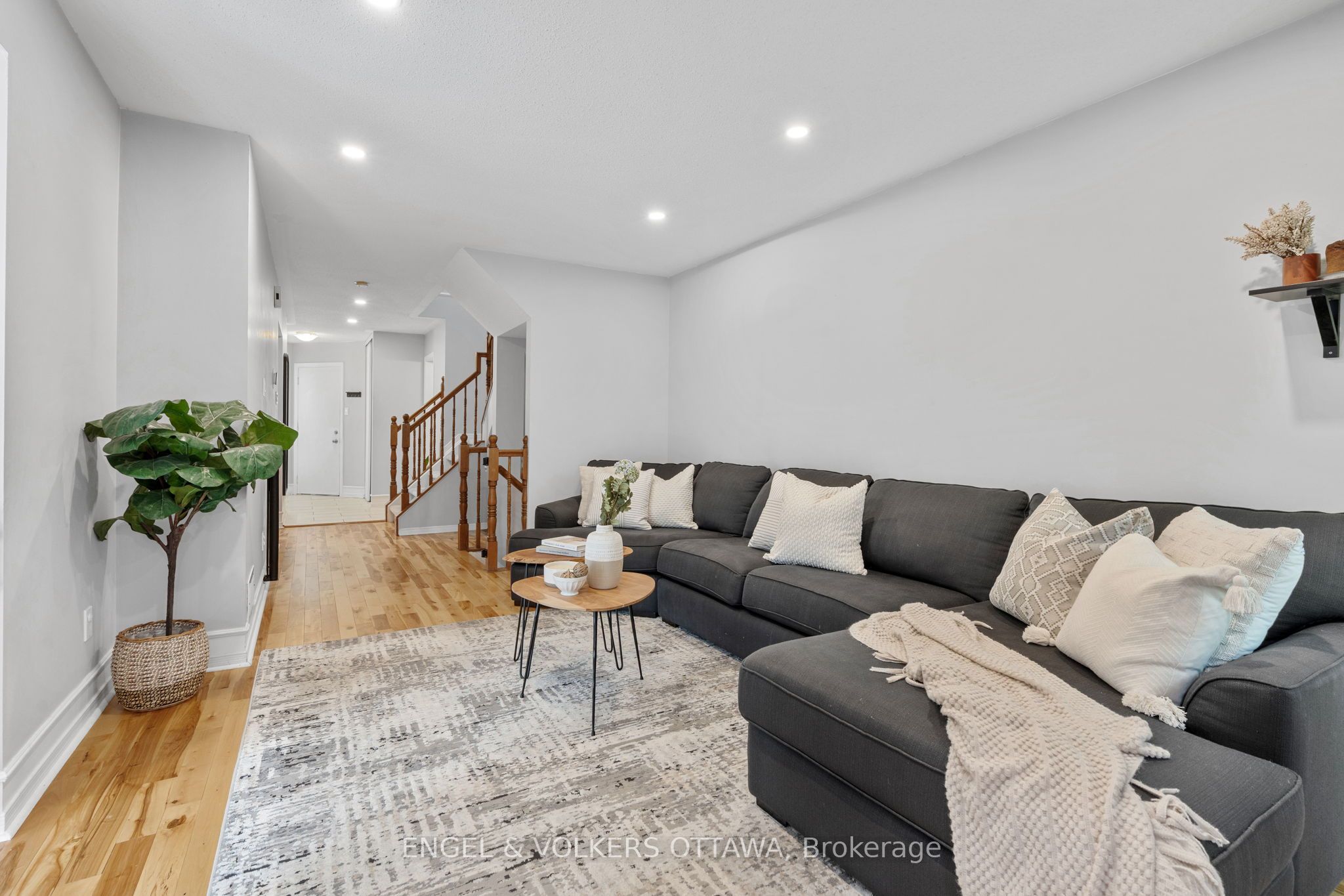 92 Markland Crescent