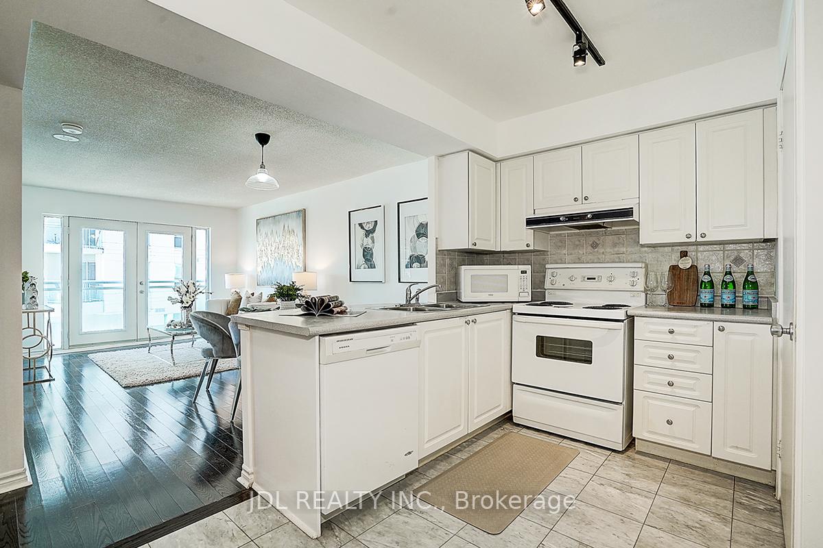 1 Bedroom Condo at 600 Queens, Toronto For sale