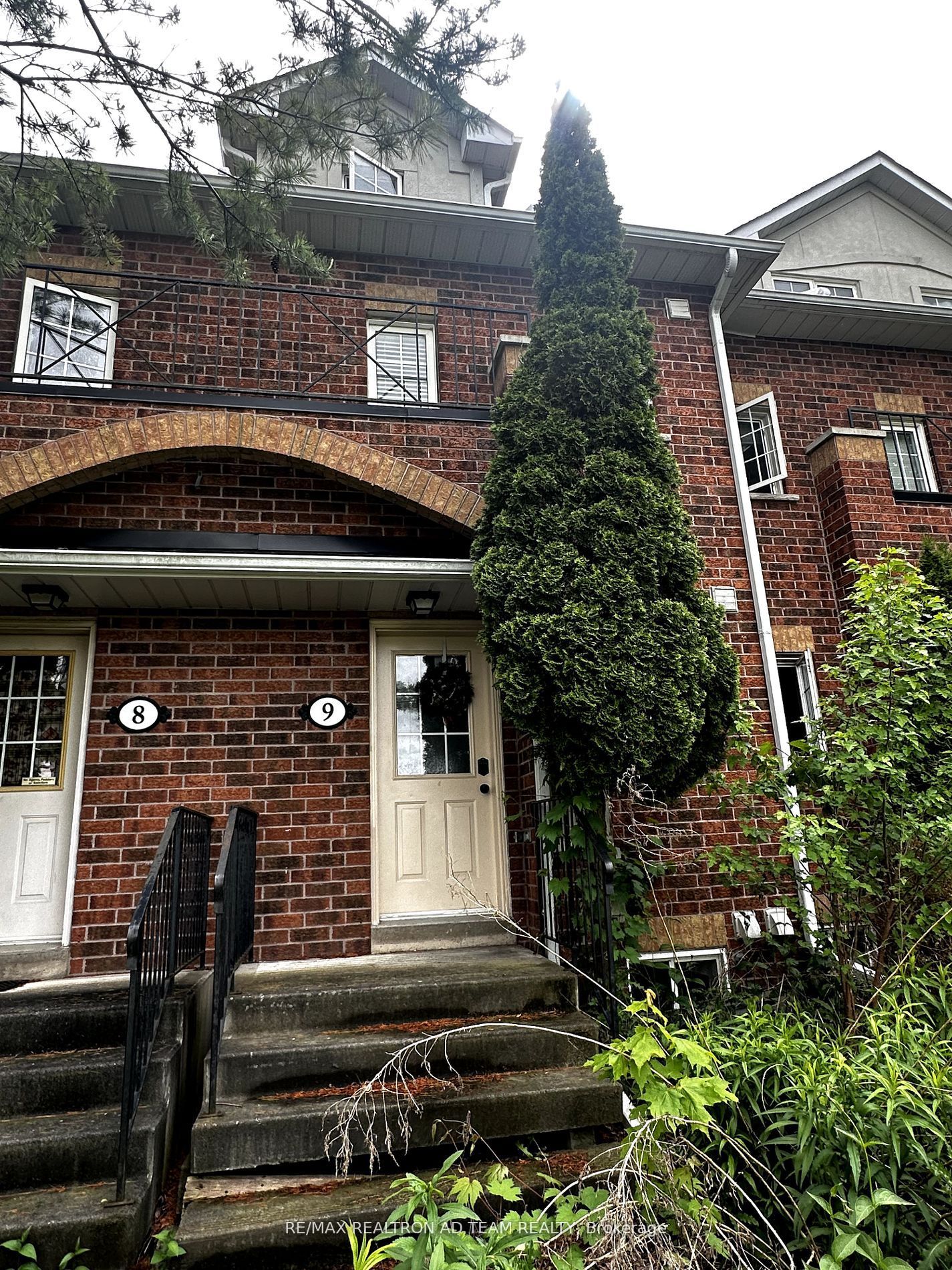 2 Hedge End Road, #9
